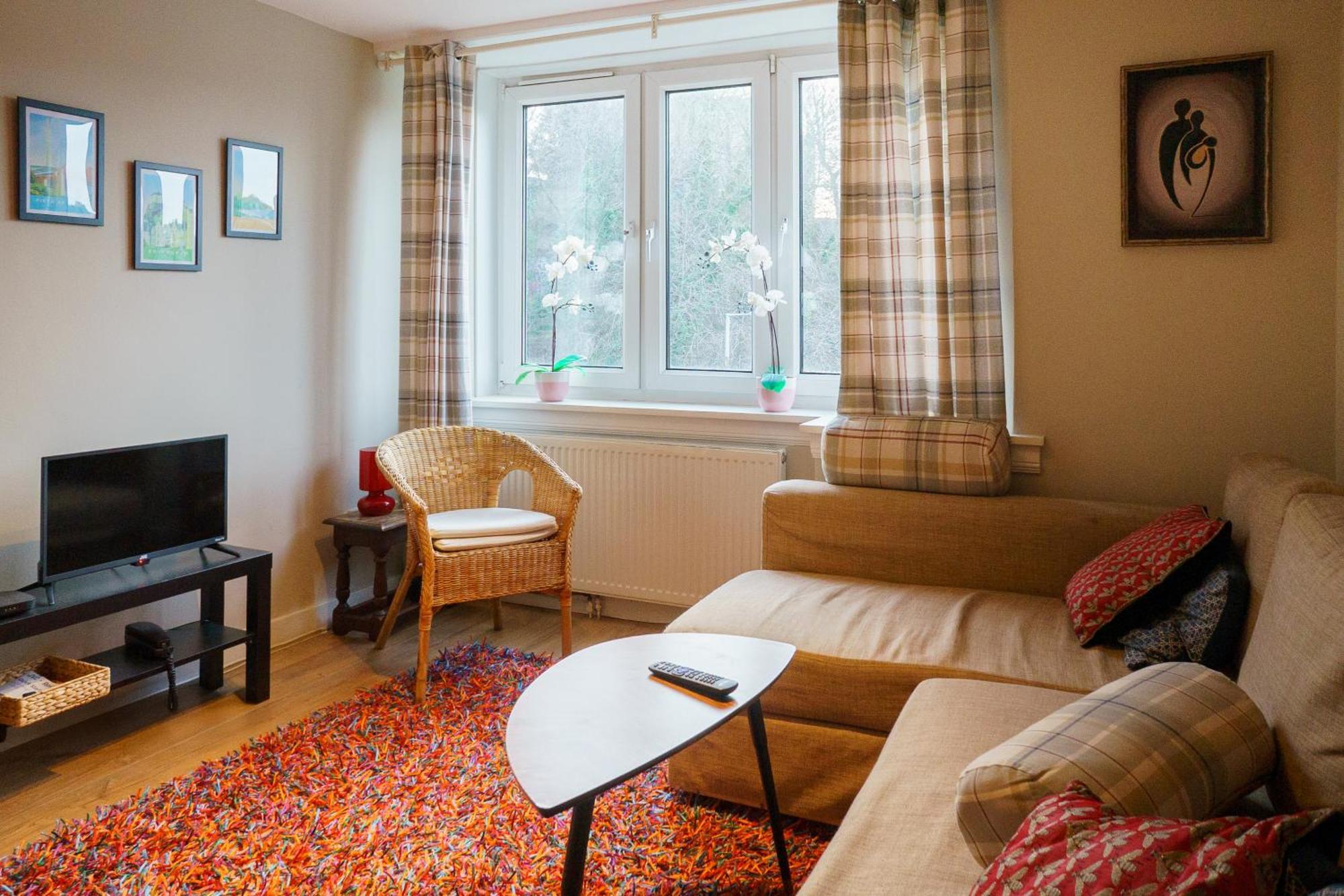 Bright Spacious 2 Bedroom In Stockbridge *